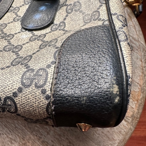 Vintage Navy gucci - Picture 12 of 16